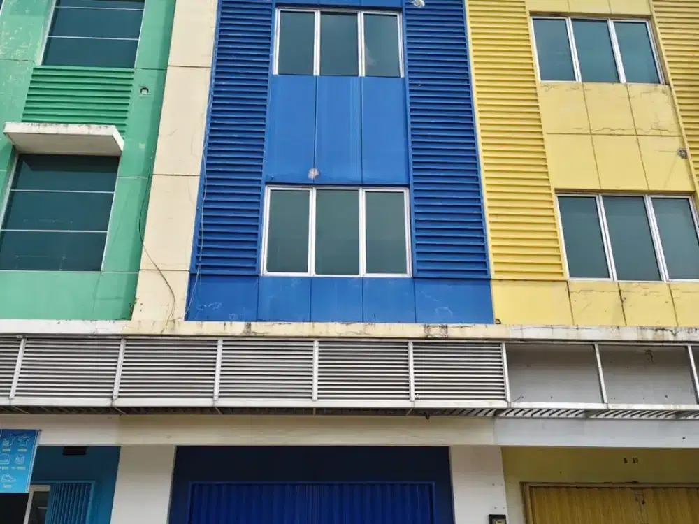 Dijual / Disewakan Ruko Malibu ITC BSD Hadap Jalan Raya, 3 Lantai, LT 60 m² LB 150 m²
