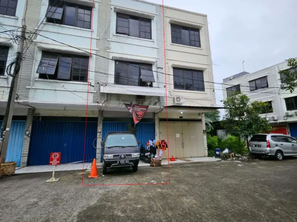 Ruko Duri Kosambi Raya, Cengkareng, 5x12.5 m², 3 Lt, SHM