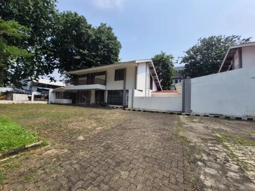 Disewa Dijual Slipi Langka Strategis 2200m2 dengan lebar 50 meter Cocok Resto, Showroom, gedung bertingkat