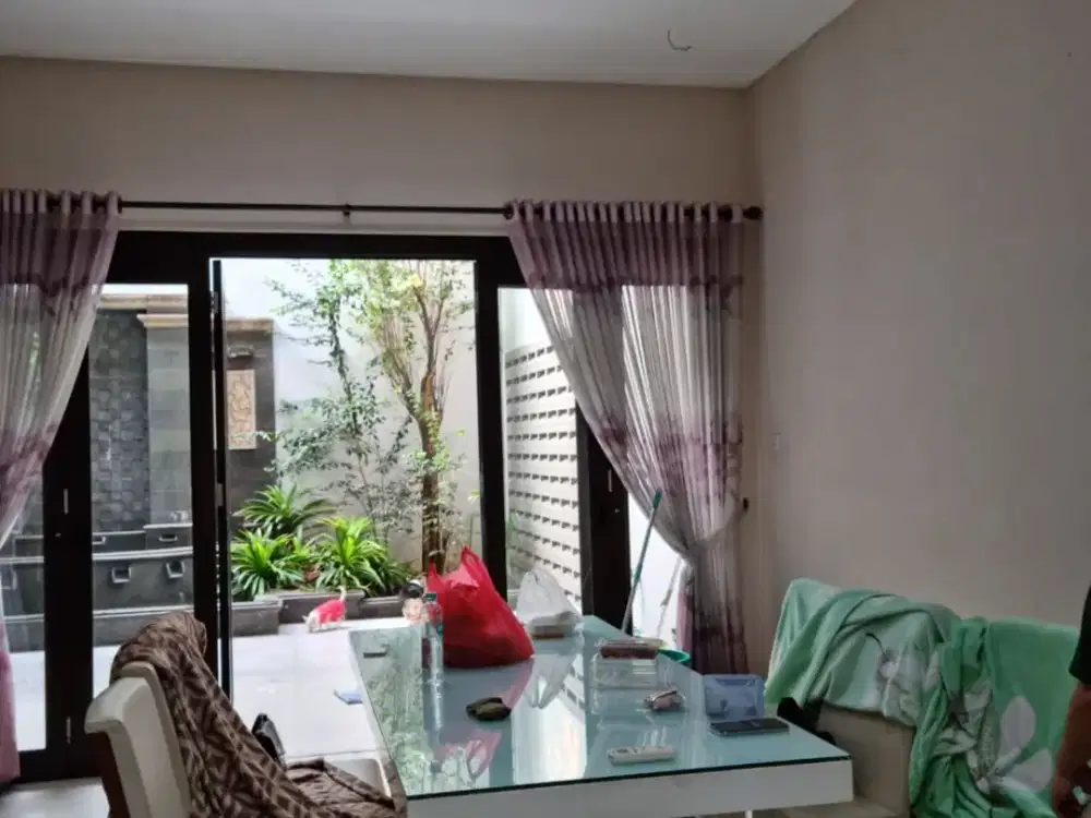 Dijual/Sewa Rumah Mewah di Cluster Asia Tropis - Full Furnished, Siap Huni