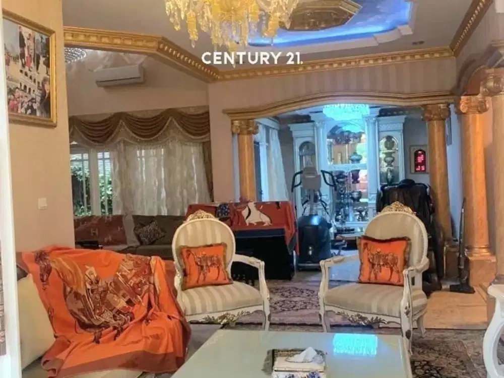 Rumah Mewah Full Furnished di Eramas, Cakung, Jakarta Timur