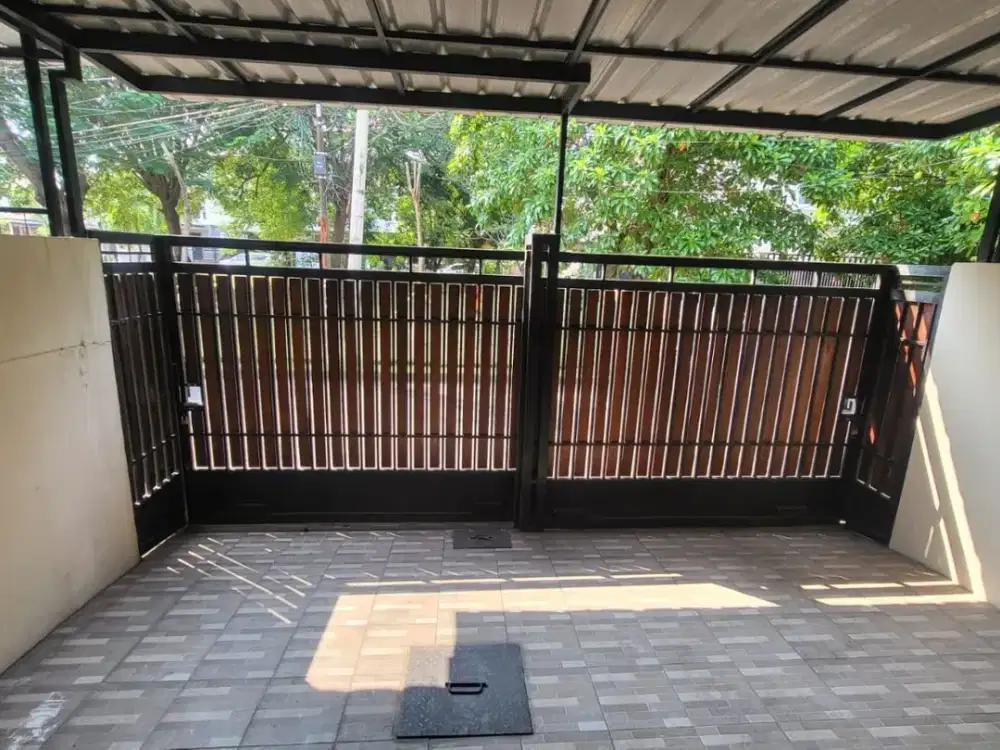 Dijual / Disewakan Rumah di Komplek Taman Semanan Indah, Kebon Jeruk Kali Deres Jakarta Barat