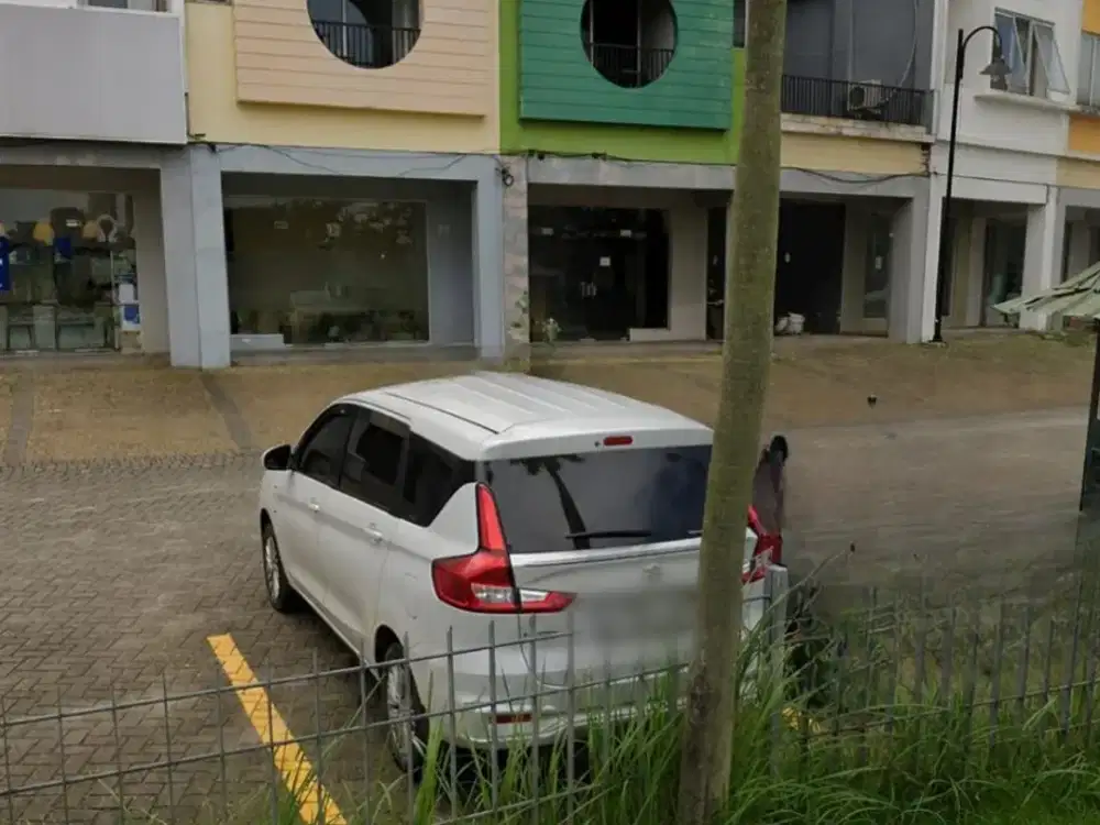 Ruko 3 lantai di Sumarecon Tangerang