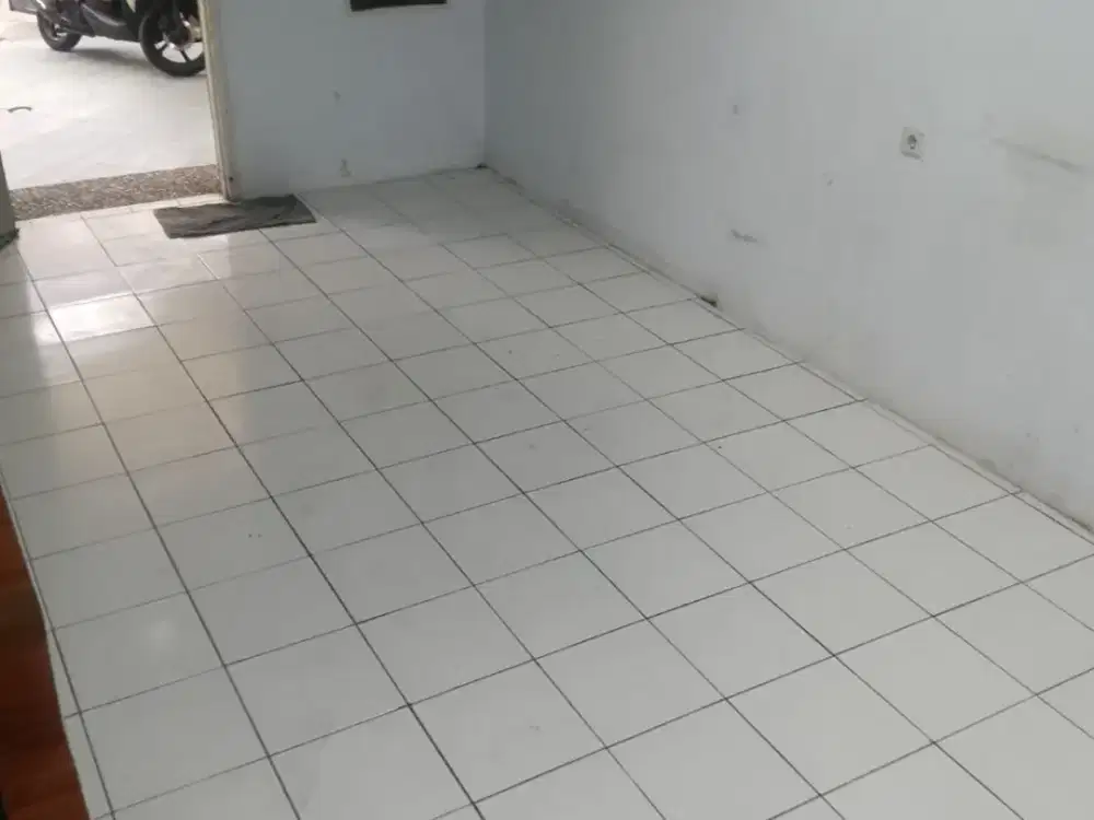 Disewakan Rumah Citra 2 Ext 1 1/2 Lantai , Kalideres - Jakarta Barat