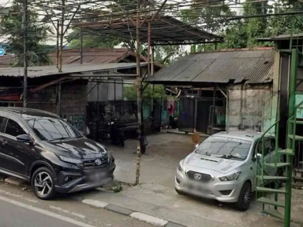 Rumah/ ruang usaha di jalan utama area pekayon pasar rebo jakarta tinur