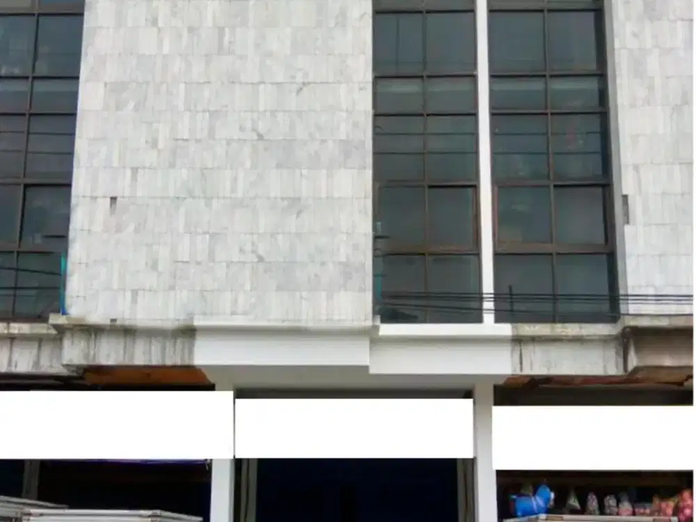 AUD.A044 Ruko 3 Lantai di Raya Bunguran area Pasar Atom Surabaya Murah