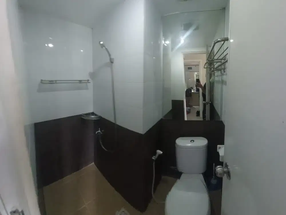 Unit siap hunit aparmtent green pramuka square 2 BR full furnished tower mall bagus