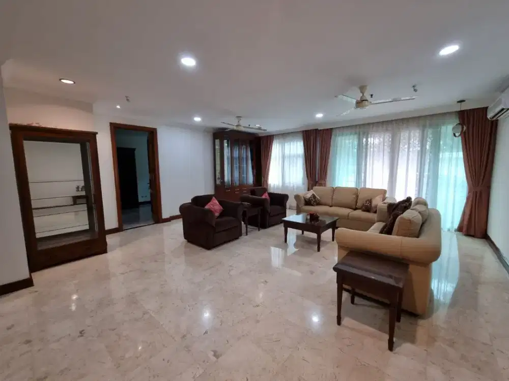 Sewa / Jual Apartment 4BR, Full Furnished, Taman Pasadenia, Jakarta Timur.
