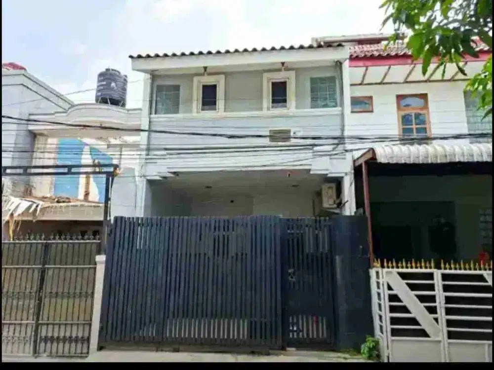 RUMAH MEGAH DI PERUMKAR DKI PONDOK KELAPA