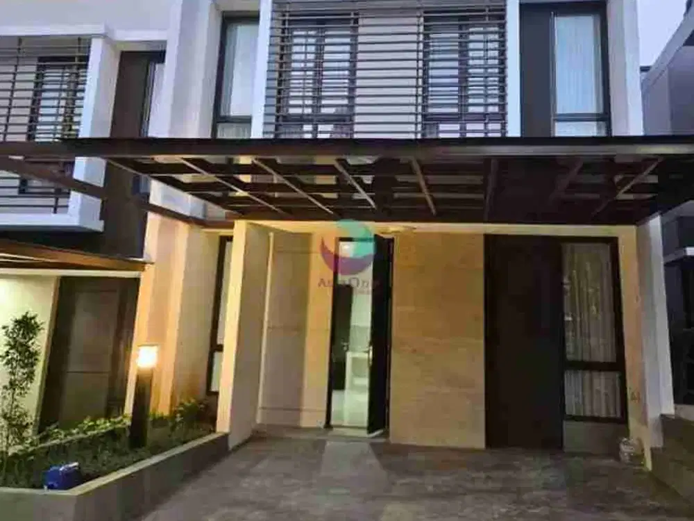 Dijual Rumah di Bukit Golf.
