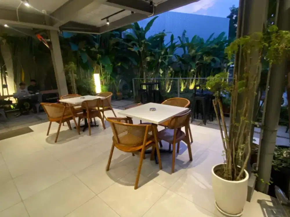 Jual dan Sewa Ruang Usaha cocok untuk cafe, kantor di Dipatiukur dkt Rs. Boromeus, Dago, Unpad, ITB, ITHB