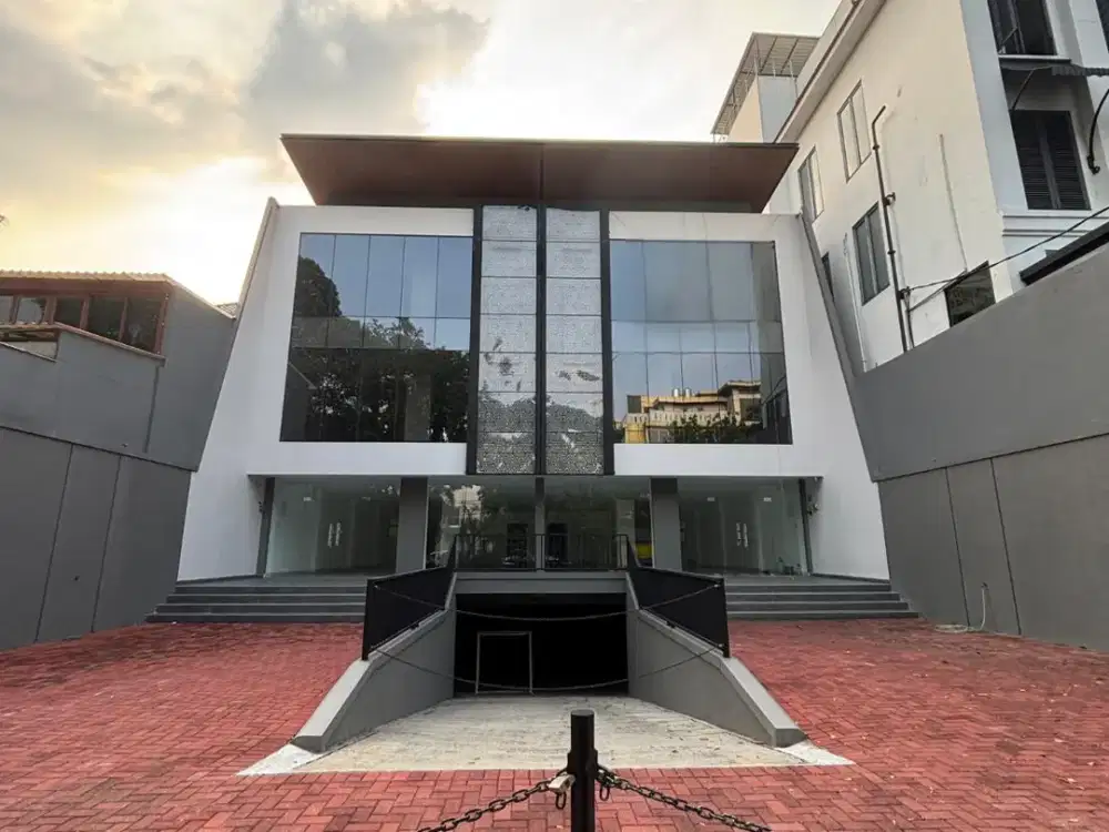 Dijual/Disewakan Gedung Brand New Radin Premier, Duren Sawit