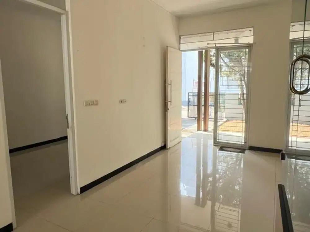 Rumah TKI Taman Kopo Indah 3 Blok E