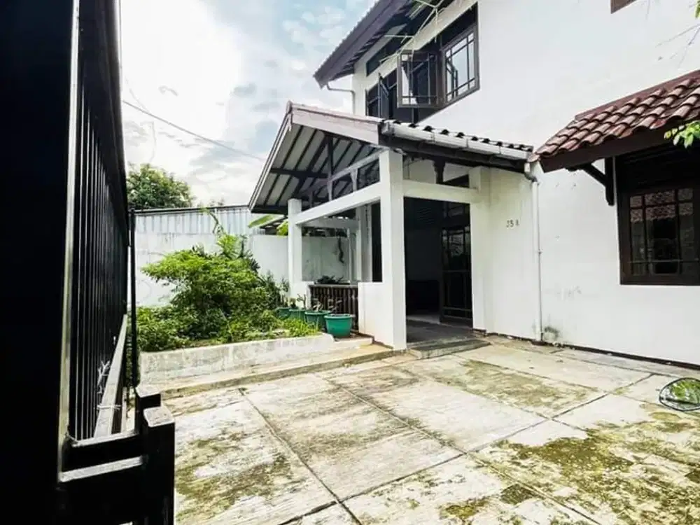 Rumah Siap Huni Kalibata Luas 275sqm Jual Harga 5M-an Nego sampai deal, Sewa Cepat 85 juta nego