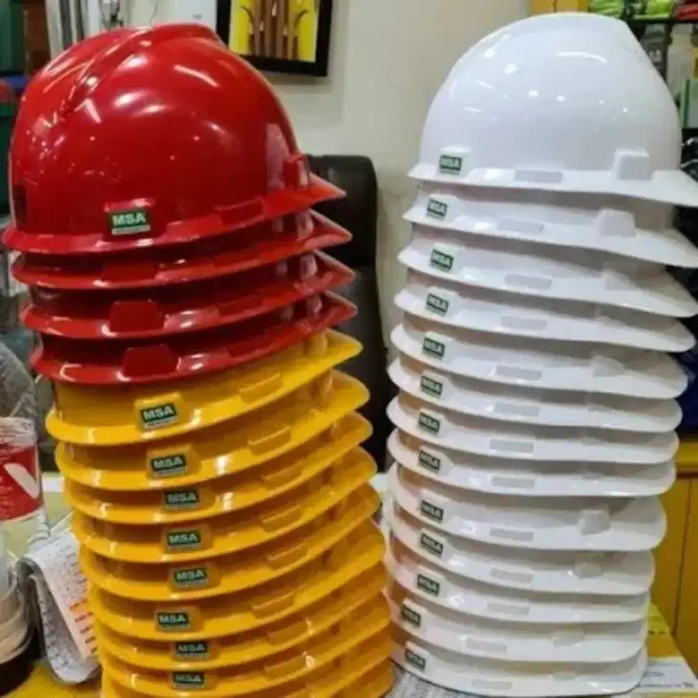 Helm proyek murah