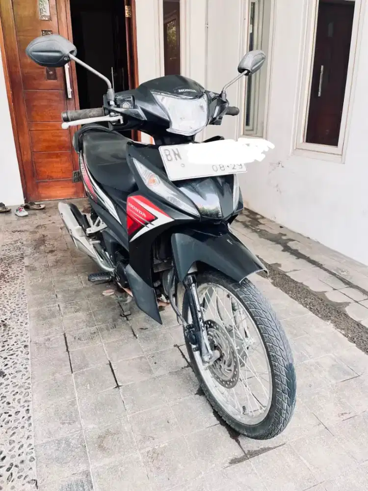Honda Revo FI 2014 (injeksi)