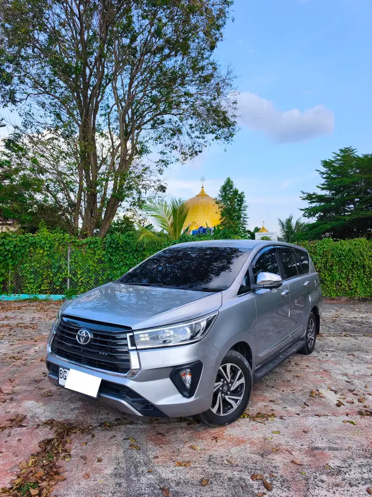 Toyota Innova 2.4 V AT 2021