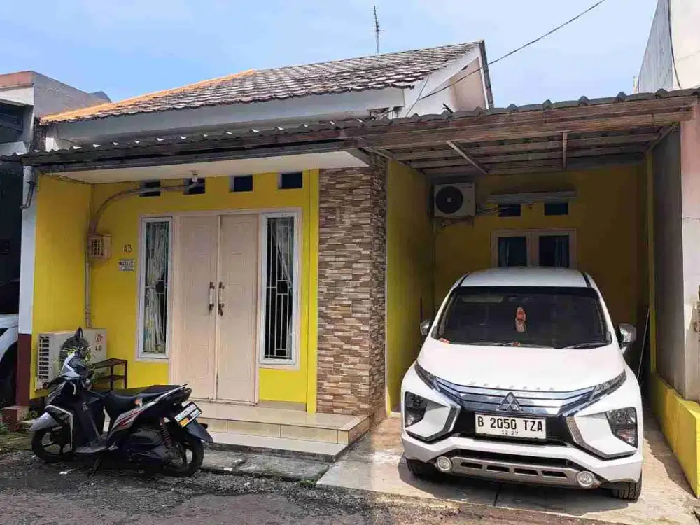 DIJUAL/DISEWAKAN MURAH RUMAH SIAP HUNI CIPAYUNG JAKARTA TIMUR SEMI FURNISH
