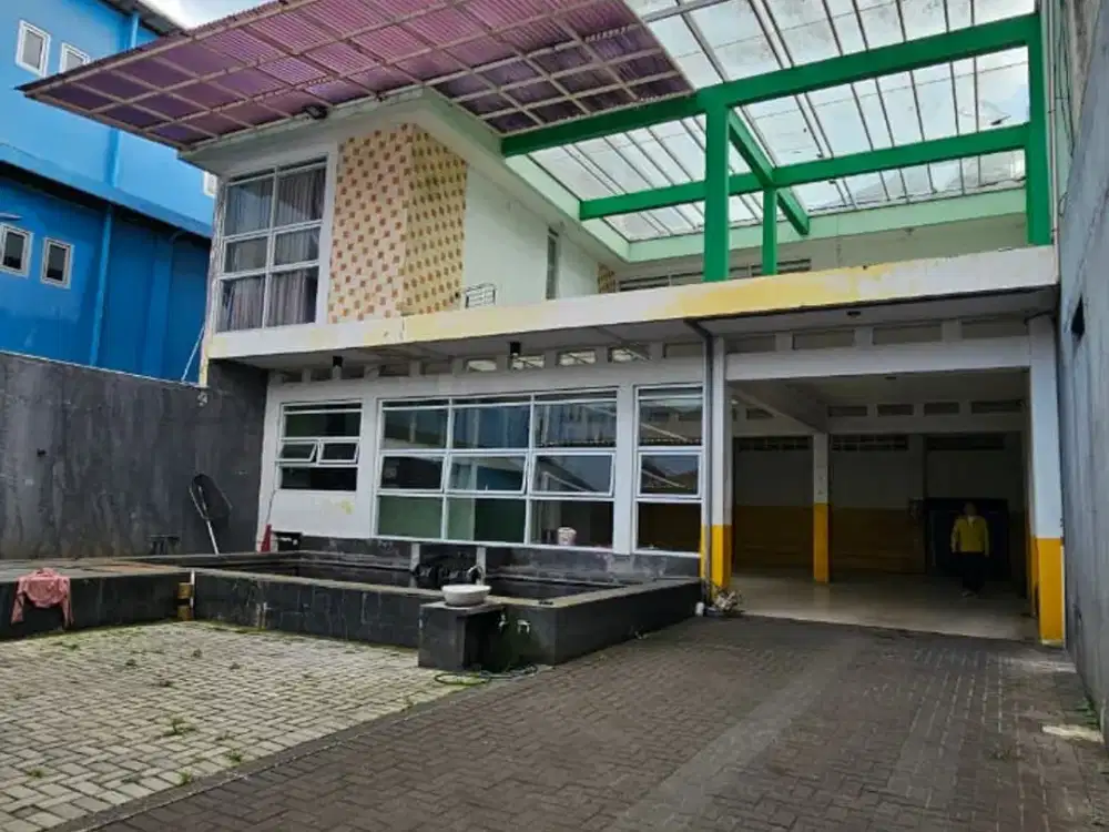 TERMURAH DIJUAL DAN DISEWAKAN RUMAH BESAR 2 LANTAI LOKASI STRATEGIS DI CIMAHI TENGAH DEKAT PEMKOT DAN ALUN ALUN CIMAHI