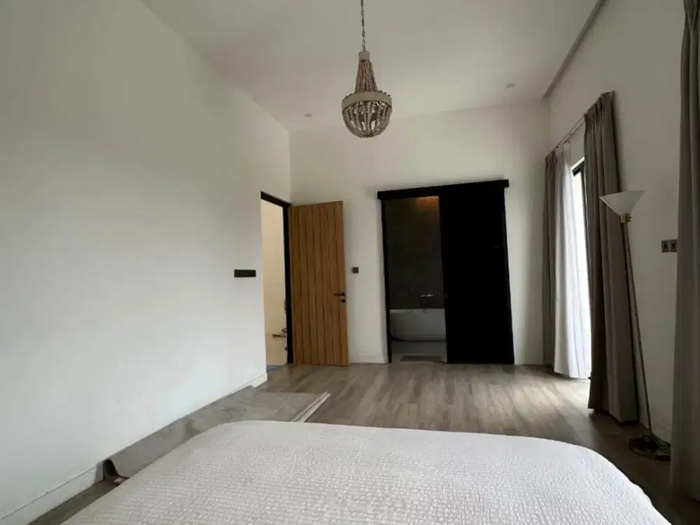 Dijual Rumah Mewah Furnished – Mekarwangi, Bogor