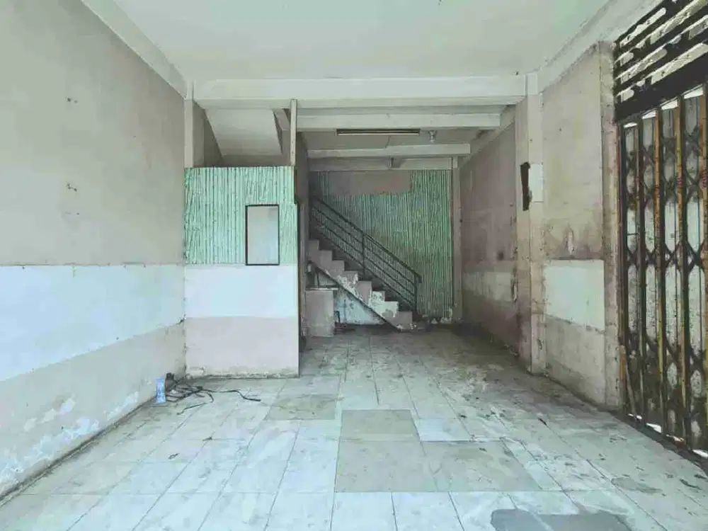 Dijual/Disewakan Ruko 3 Lantai Raya Kenjeran