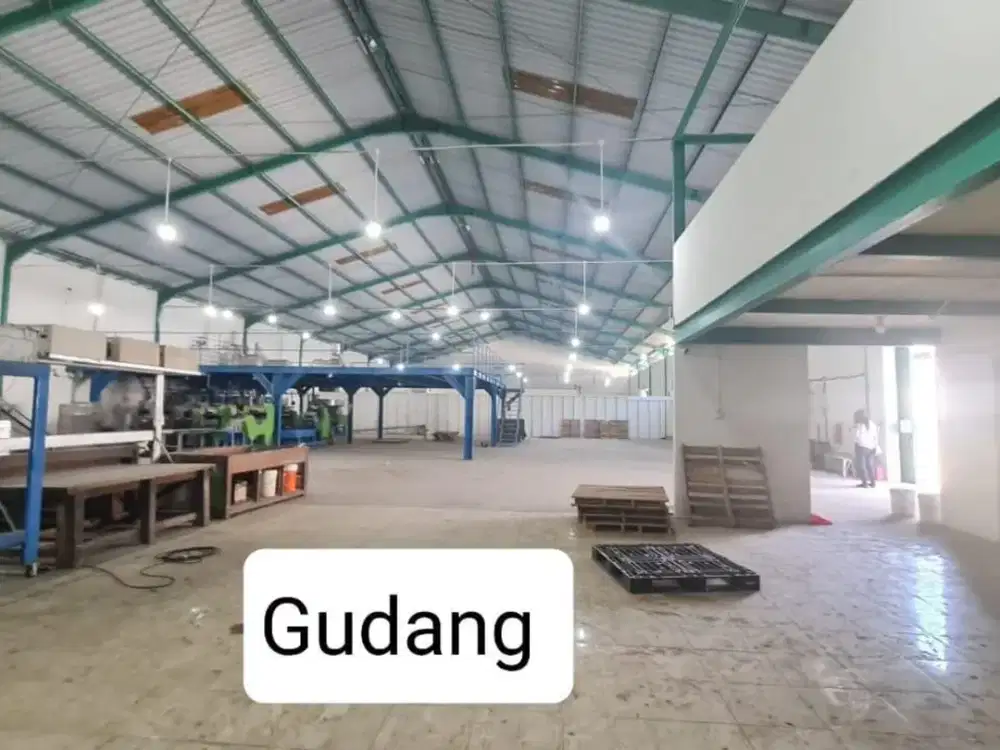 Dijual/ disewakan Gudang di Pergudangan Parangloe