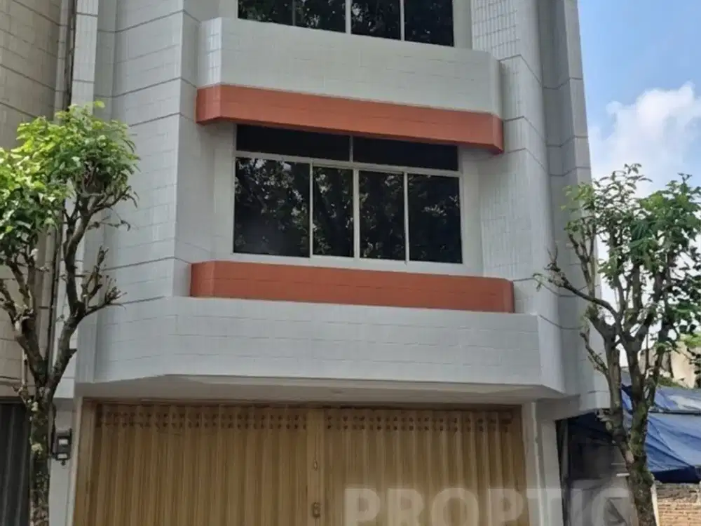 Ruko 3 Lantai pondok candra Sidoarjo - RK048APD