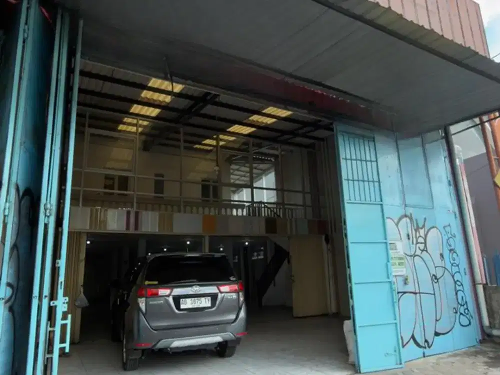 Dijual dan Sewa Ruko Mangku Jalan Utama Lokasi Dekat JCM Dan Jombor