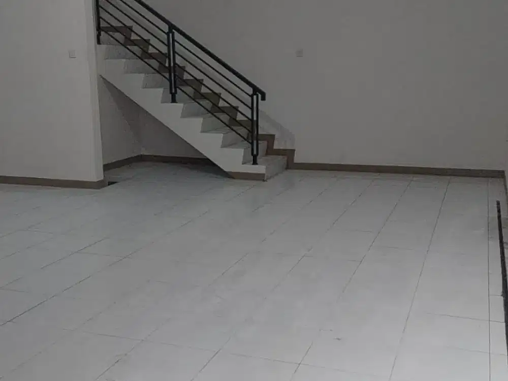 Ruko 2 Lantai Siap Pakai di Taman Kopo Katapang