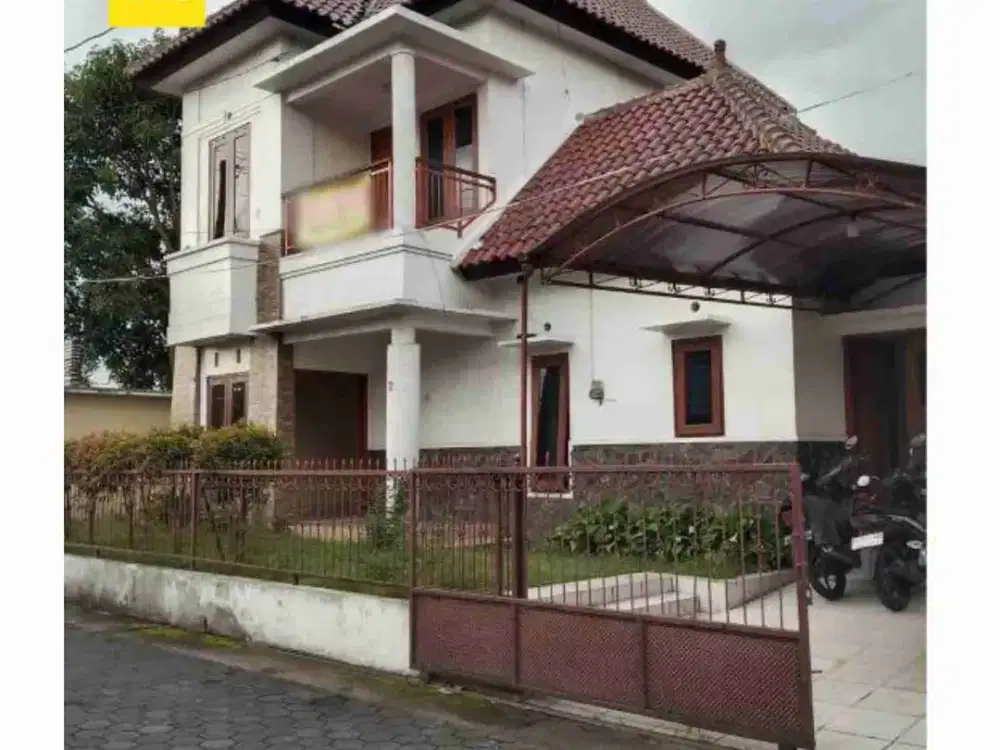 Dijual / disewakan rumah 2 lantai dlm perum, ngaglik sleman YogyA.