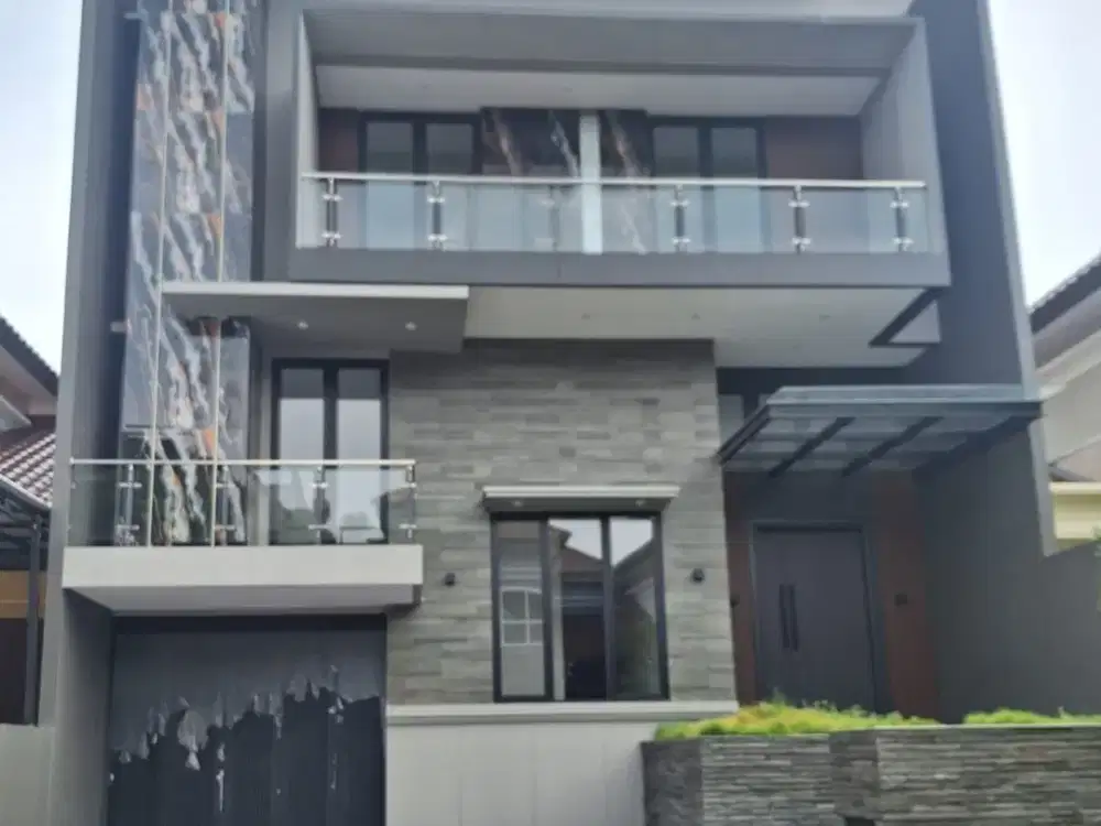 Dijual/Disewakan Rumah Fullerton