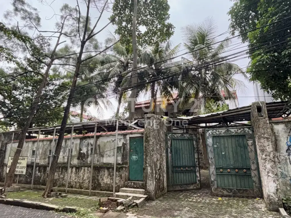 Dijual dan Disewa Rumah Hitung Tanah Lokasi Premium Depan Taman Proklamasi