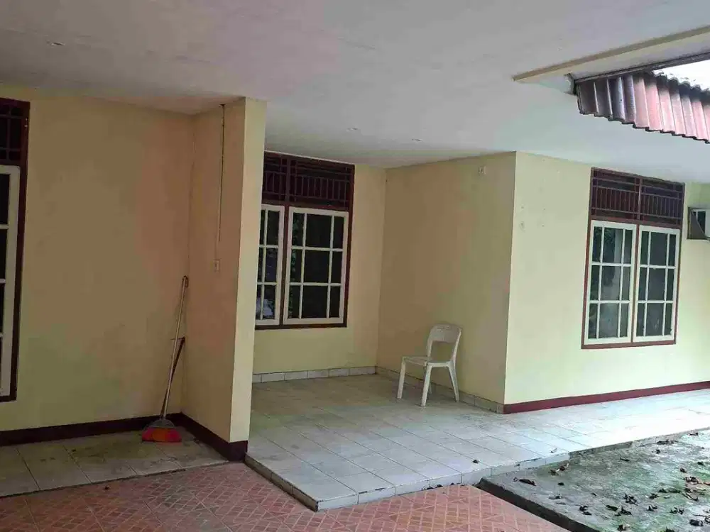 Dijual atau Sewa Rumah Terawat di Kayu Putih Jakarta Timur