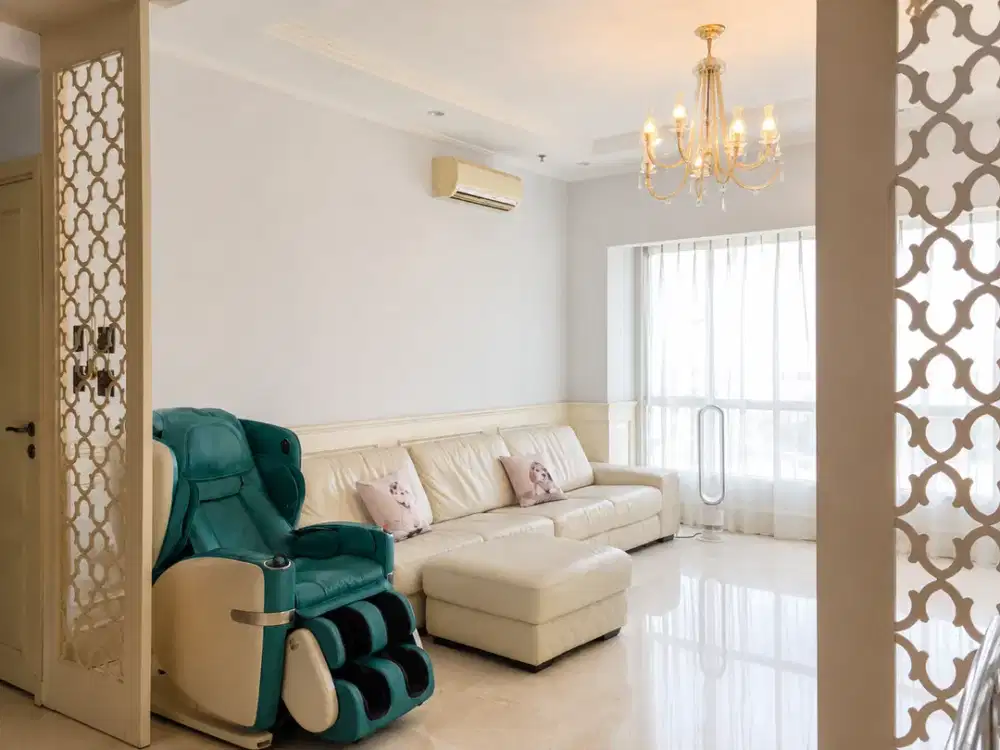 Somerset Permata Hijau 199 m² | 3 BR Premium Renovated | High Ceiling | View Pool