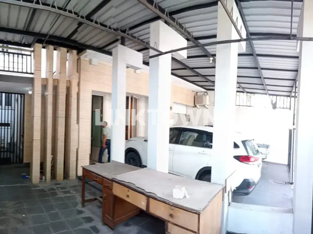 Dijual Rumah 2 Lantai Semifurnish Siap Huni di Gayungsari Barat Surabaya