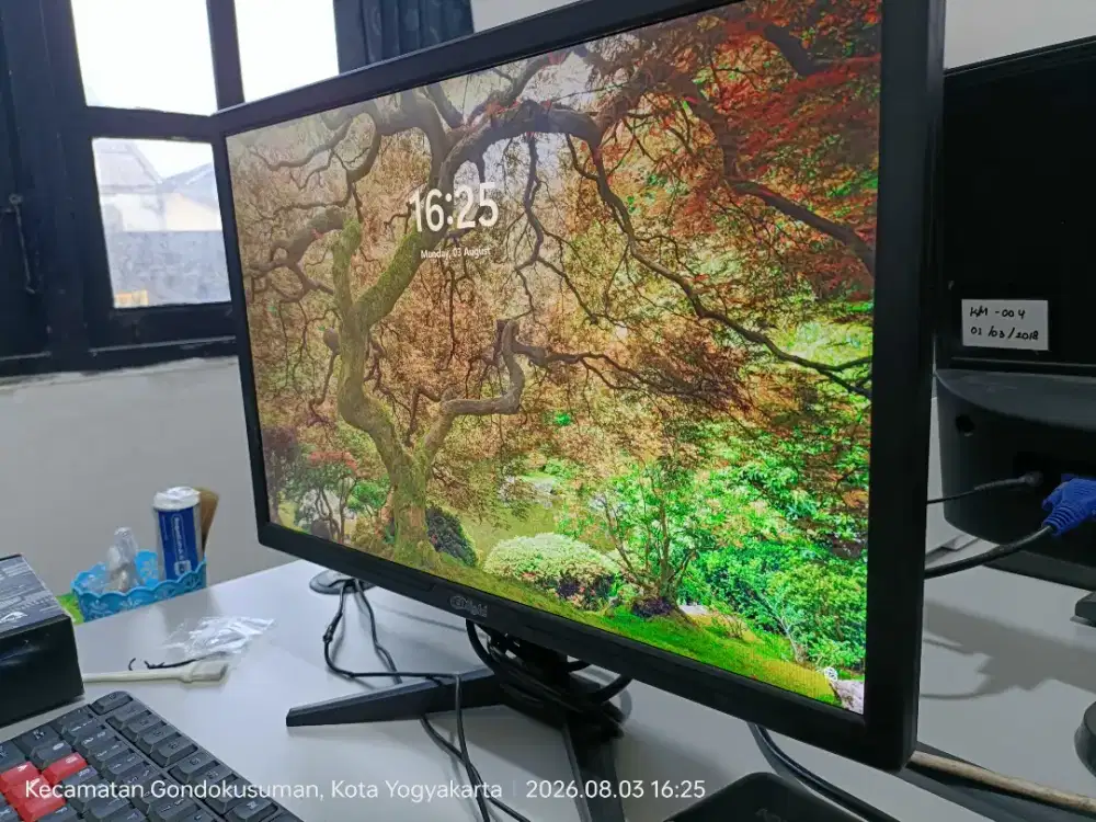 Monitor 19 inch