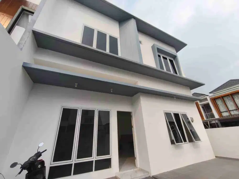 Disewakan Min 2thn Rumah Hoek Brand New Clematis Metland Puri