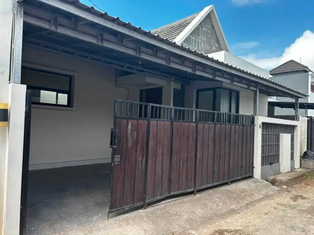 Dijual atau Disewakan Rumah Modern Minimalis dengan Dapur Modern dan Garasi di Pulau Singkep, Pedungan Denpasar