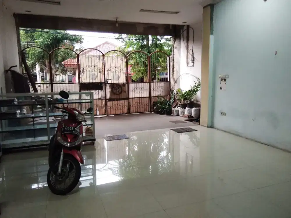 Dijual Rumah 2.5 Lantai di Cijantung, Jakarta Timur