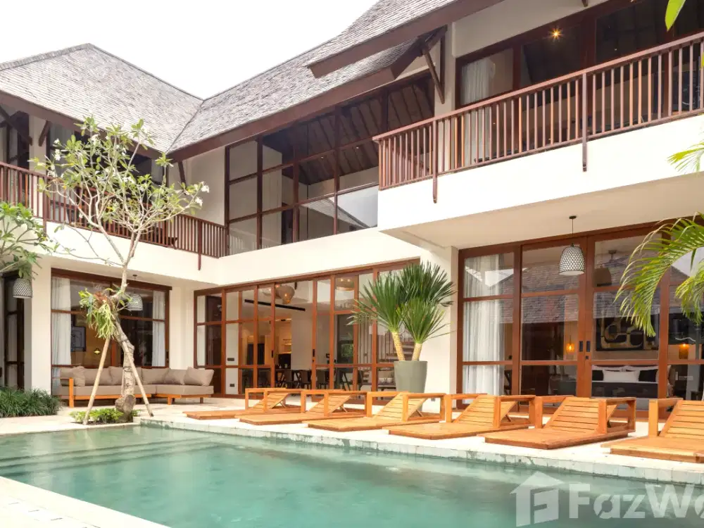 6 Bedroom Villa for sale in Nyanyi, Bali