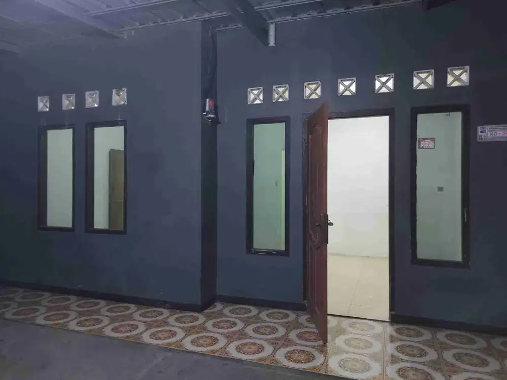 DIKONTRAKAN RUMAH 2 KAMAR TIDUR DI TAJUR DEKAT RAMAYANA TAJUR CIAWI KOTA BOGOR