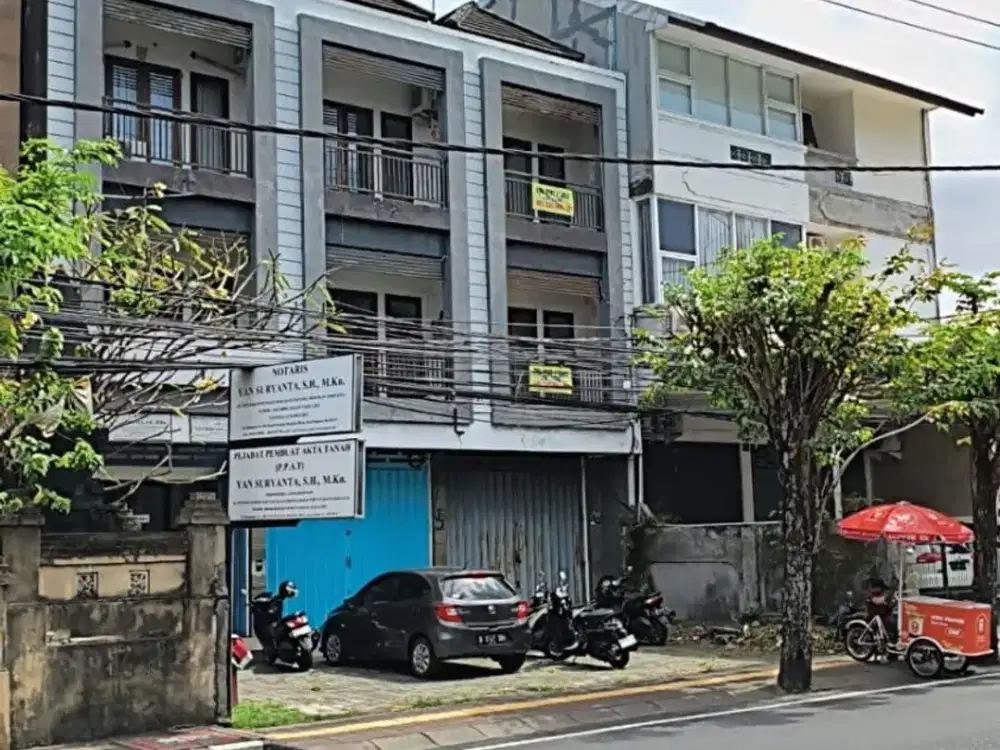 DIJUAL / DISEWAKAN RUKO 3 LANTAI LOKASI STRATEGIS
