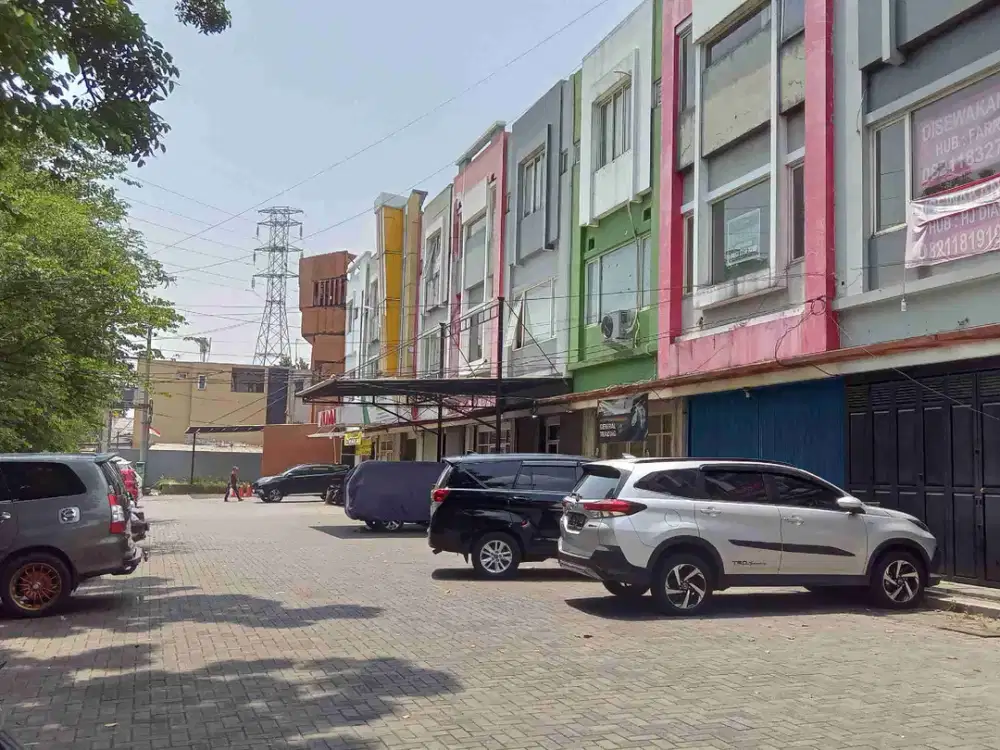 ruko sebrang pasar rancabolang margahayu raya bandung kota.