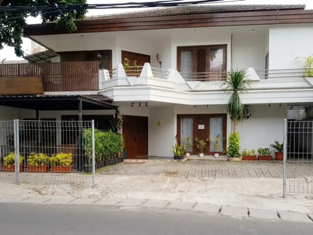 Di Jual/Sewa Rumah Siap Huni Cipete Utara Kebayoran Baru Jakarta Selatan