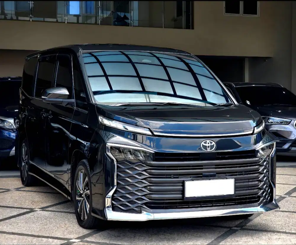 TOYOTA VOXY NEW MODEL FACELIFT TSS EDITION PK 2024 BLACK CRYSTAL