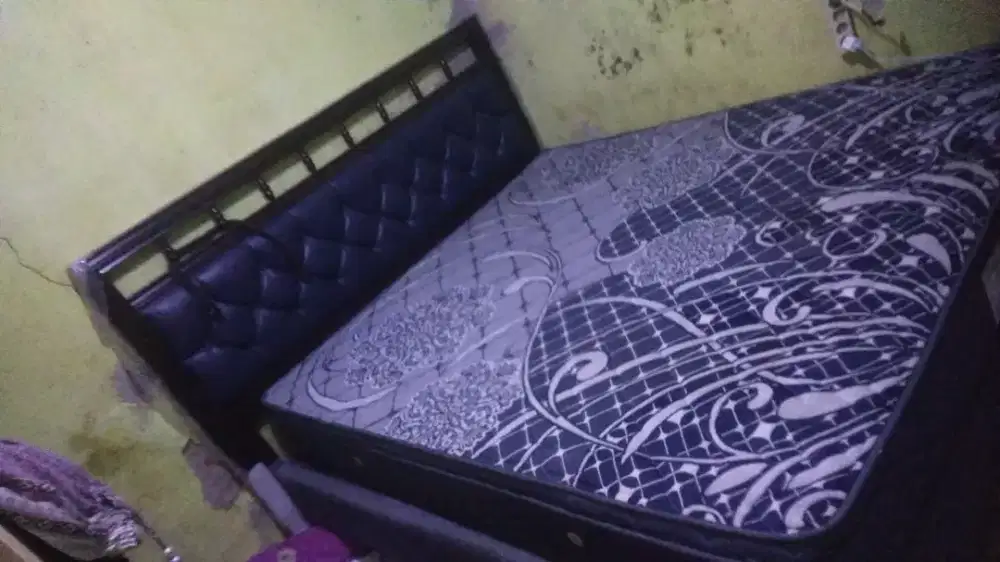 Jual kasur+dipan merk gubho