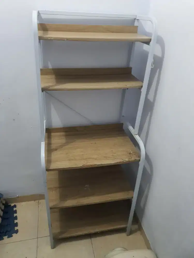 Rak Sebaguna/dapur