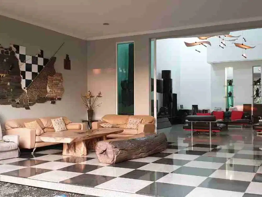 DIJUAL RUMAH