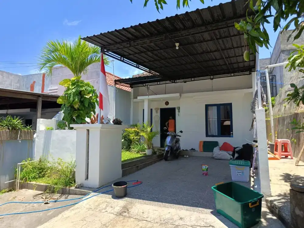 Dijual atau Disewakan Rumah Modern 3 Kamar Tidur di Taman Griya Jimbaran One Gate System dengan Harga Menarik