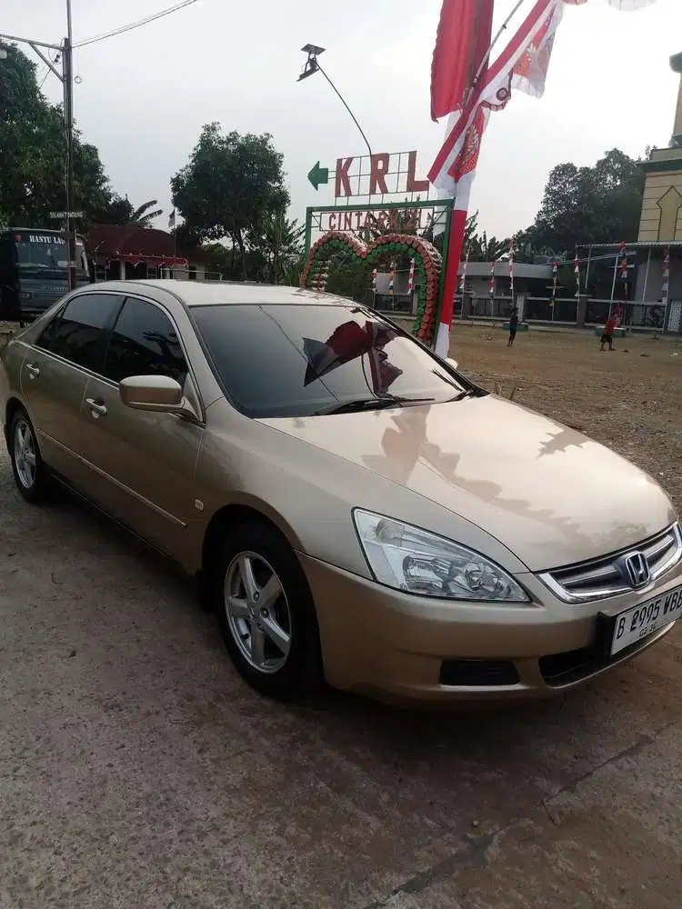 Honda Accord 2005 Bensin